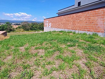 Terreno � Venda - Resid�ncia Tosi