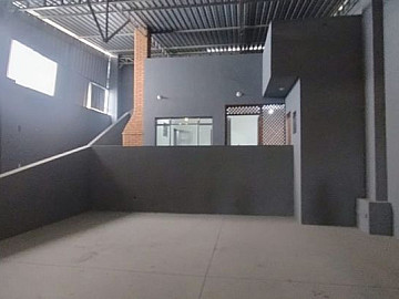 Sal�o Comercial para Loca��o ? Portal Santa F�, Itupeva/SP