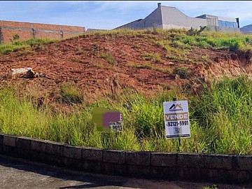 TERRENO COMERCIAL DE ESQUINA � VENDA
